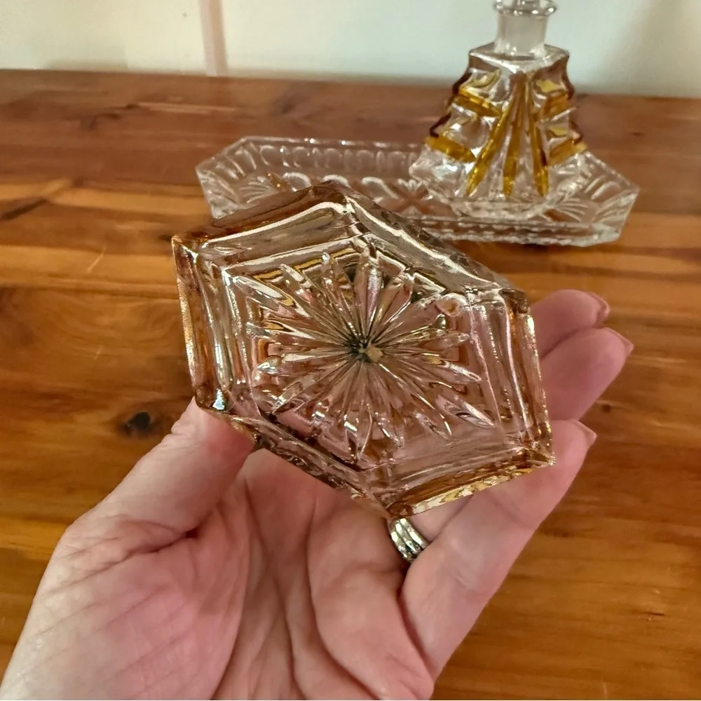 Vintage Ecth Bleikristal Gepresst Amber Clear Perfume Vanity Set w/ Tray